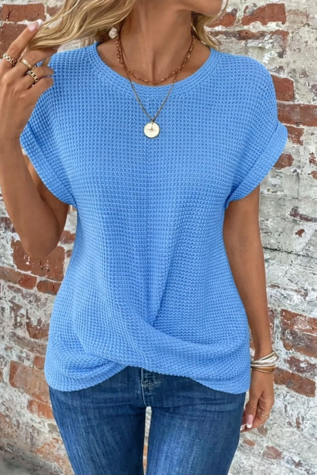Sylvia | Warm, Friendly, and Effortlessly Stylish