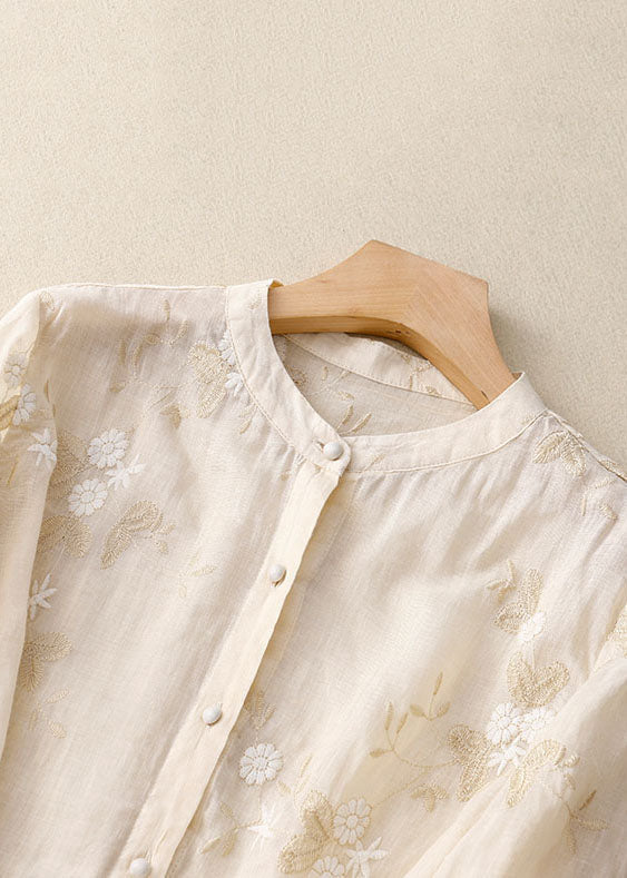 Juliana | Blouse with Floral Accents and Lightweight Fabric