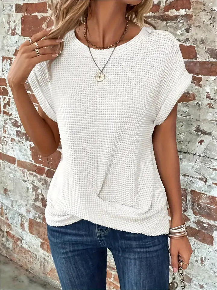 Sylvia | Warm, Friendly, and Effortlessly Stylish