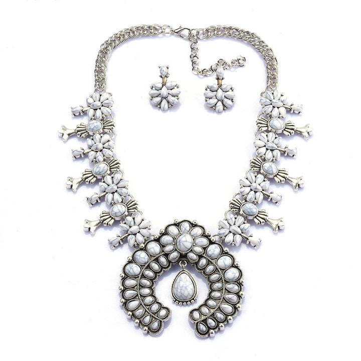 Zahara | Southwest-Inspired Turquoise Blossom Necklace Set