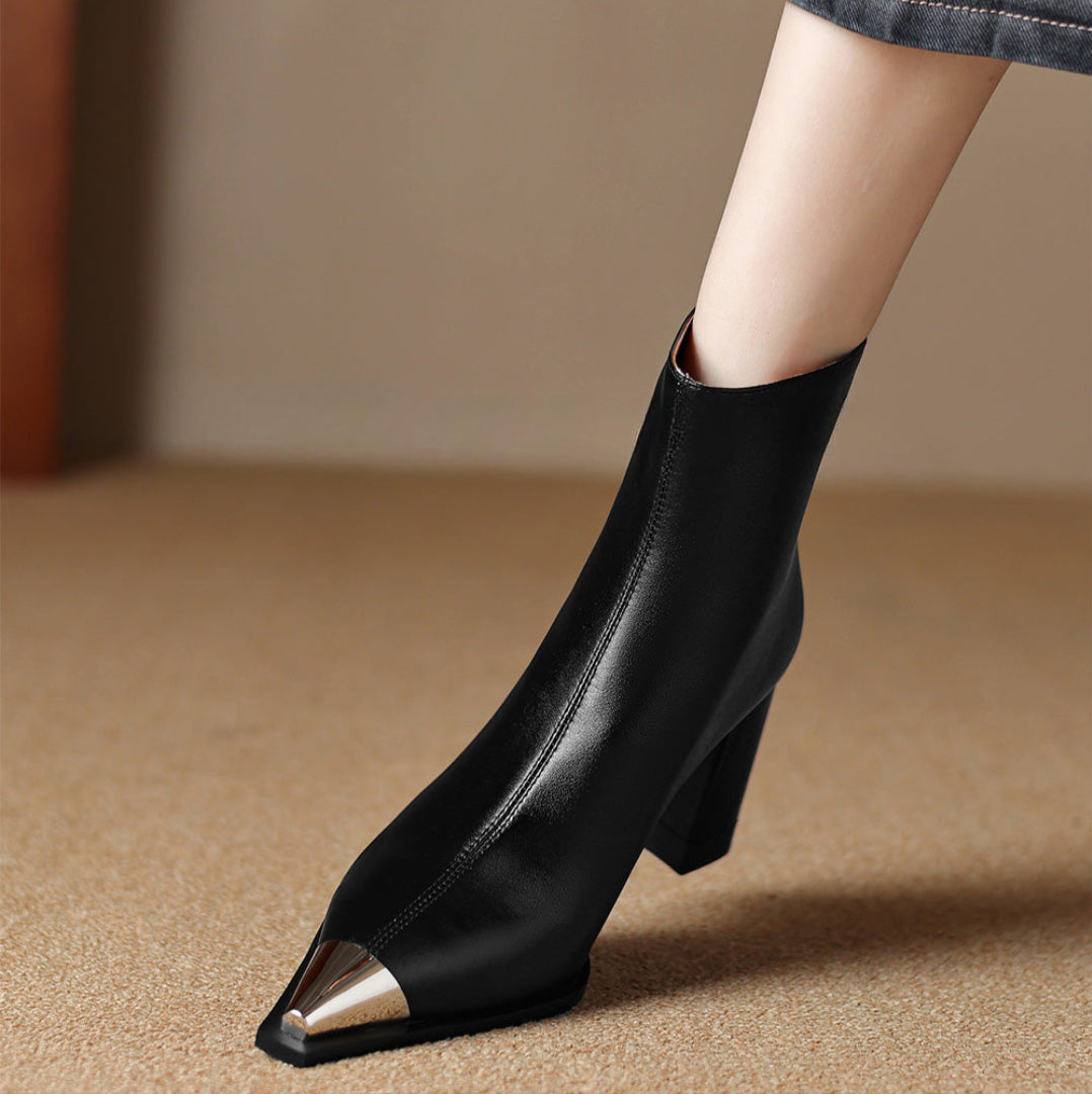 Elyth | Elegant Boots – Versatile Style for Every Occasion