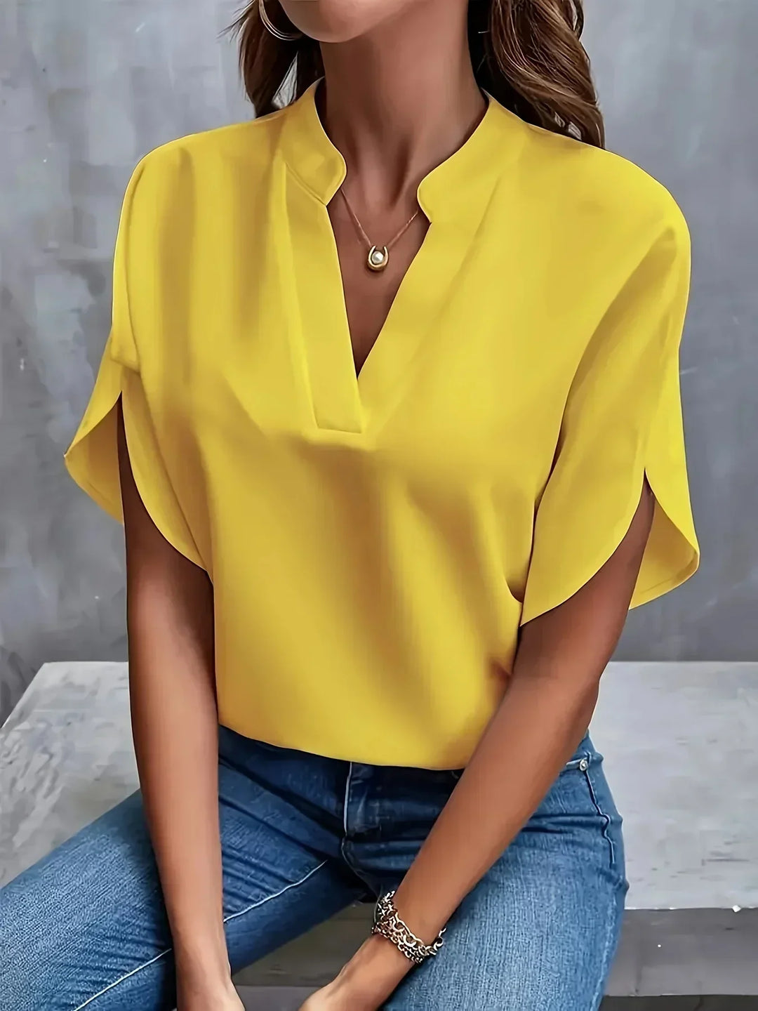 Elise | Blouse – Unique Yet Approachable.