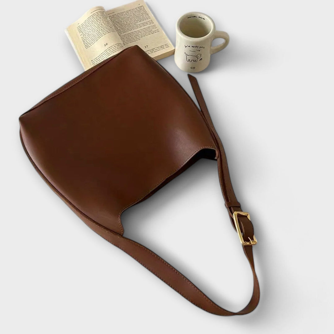 Yrla | Timeless Shoulder Bag