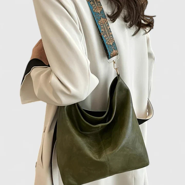 Ragnelle | Distinctive Character Shoulder Bag