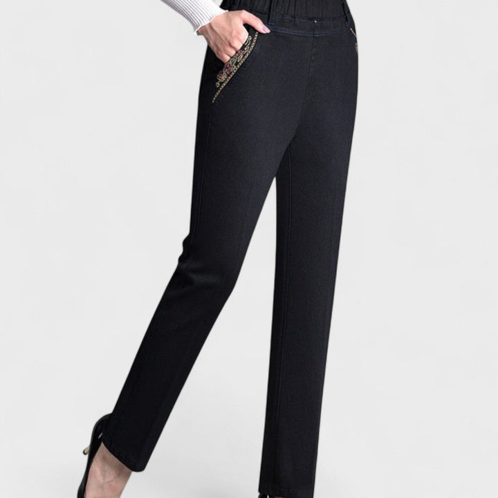 Leighton | Stretch Jeans with Side Pockets and Elastic Waistband