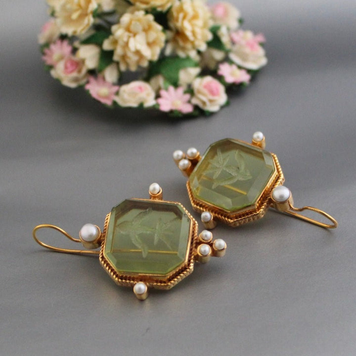 Vivara | Retro Green and Pearl Earrings